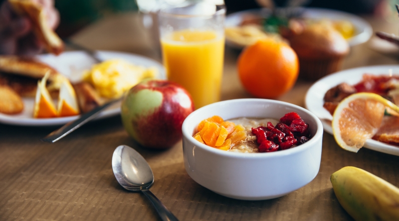 Breakfast müesli bowl